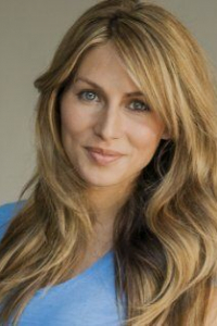 Корина Новиски