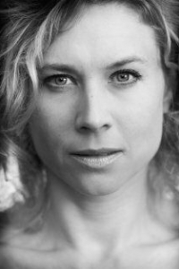 Клаудия Винфилд