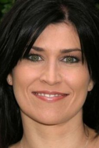 Нэнси МакКеон