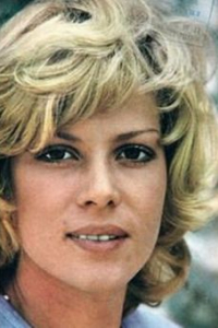 Софи Агасински