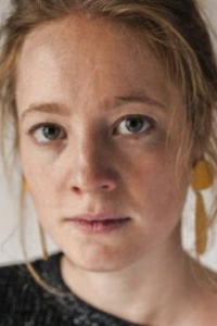 Леони Бенеш