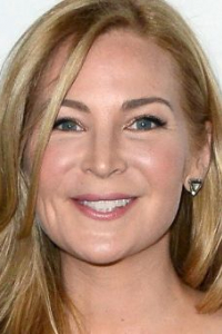 Дженнифер Уэстфелд