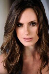 Дженнифер Кортезе