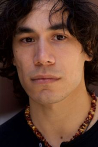 Стивен Флорес