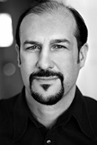 Мэттью Дилан Робертс