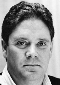 Николас Хатчисон