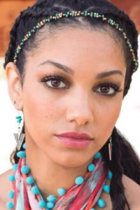 Корина Фокс