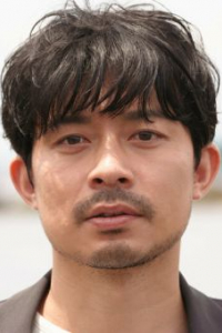 Рёсукэ Такахаси