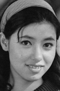 Юмико Ногава