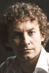 Александр Аккуратов