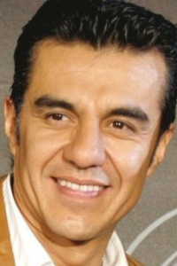 Адриан Урибе