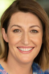 Селия Паквола