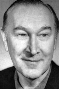 Константин Карельских