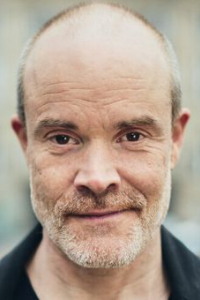 Майкл Стенж