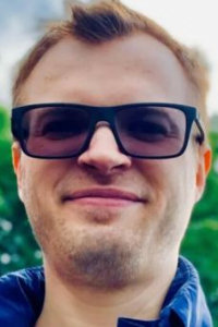 Павел Сергацков