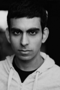 Валид Ахтар