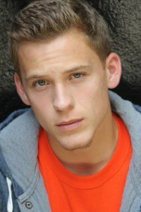 Тайлер Перес