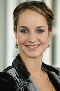 Лара Джой Кёрнер