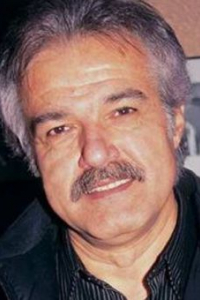 Сердар Гёкхан