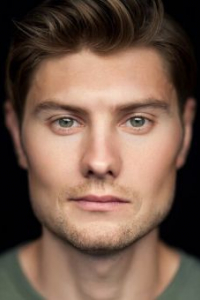 Себастьян Гаки