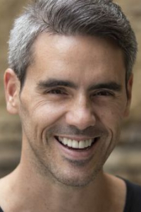 Джон Баркер