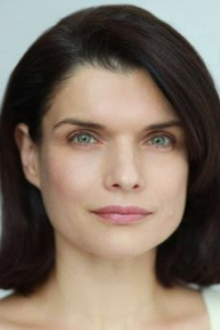 Анна Азарова