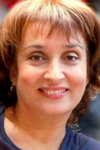 Лала Мнацаканян