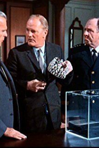 Патрик Уайт