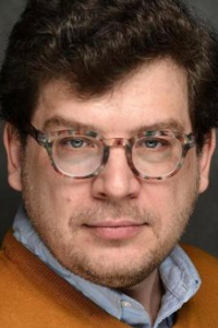 Роман Плопер