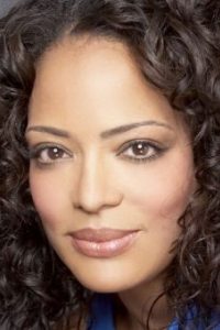 Луна Лорен Велес