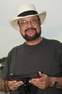 Роберт Аланиз