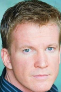 Грэхэм Кларк