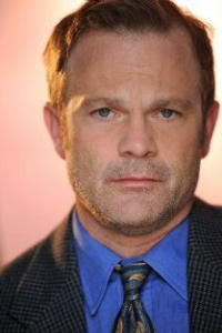 Бретт Бэйкер