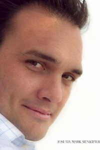 Джошуа Сенкевич