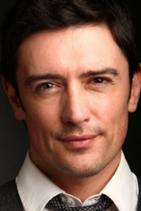 Адам Кроусделл