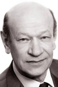 Юрий Иванов